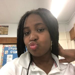 Meet your Posher, Jaricha